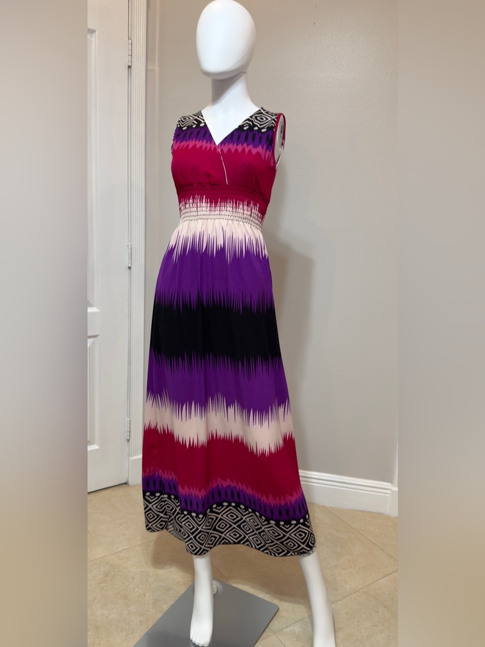 Jon & Anna New York V- Neck Sleeveless Woman Multicolor & Print Color . Size : M - Picture 6 of 14